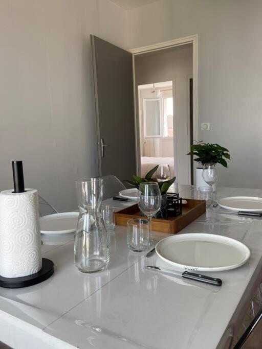 Appartement Calme Et Chaleureux 多勒 外观 照片