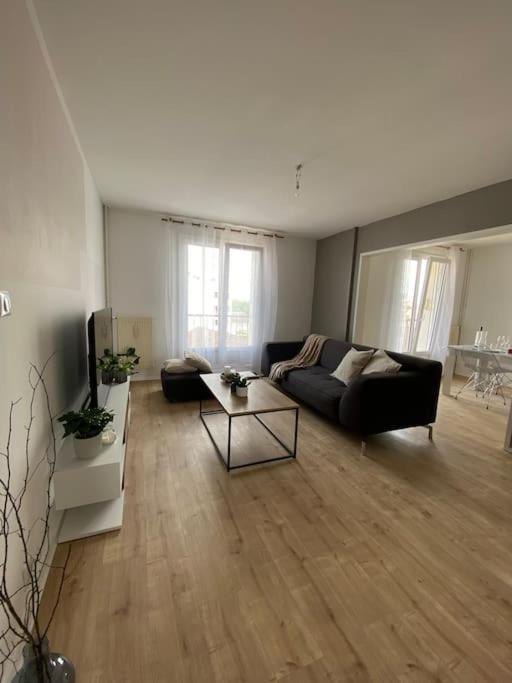 Appartement Calme Et Chaleureux 多勒 外观 照片